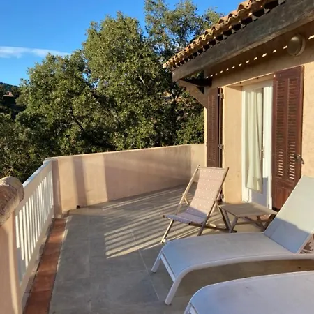 House Near Golf De Valcros * La Londe-les-Maures